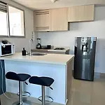 Bay View Duplex In Bocagrande